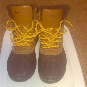 Nike boots